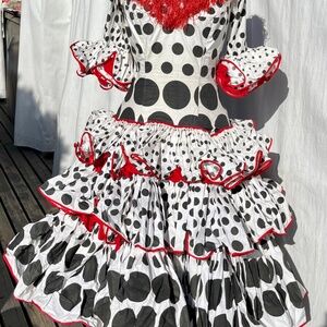 Authentic 1960's vintage Fiesta Dress from Seville, size 10-12